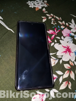 Tecno spark 20 pro plus
